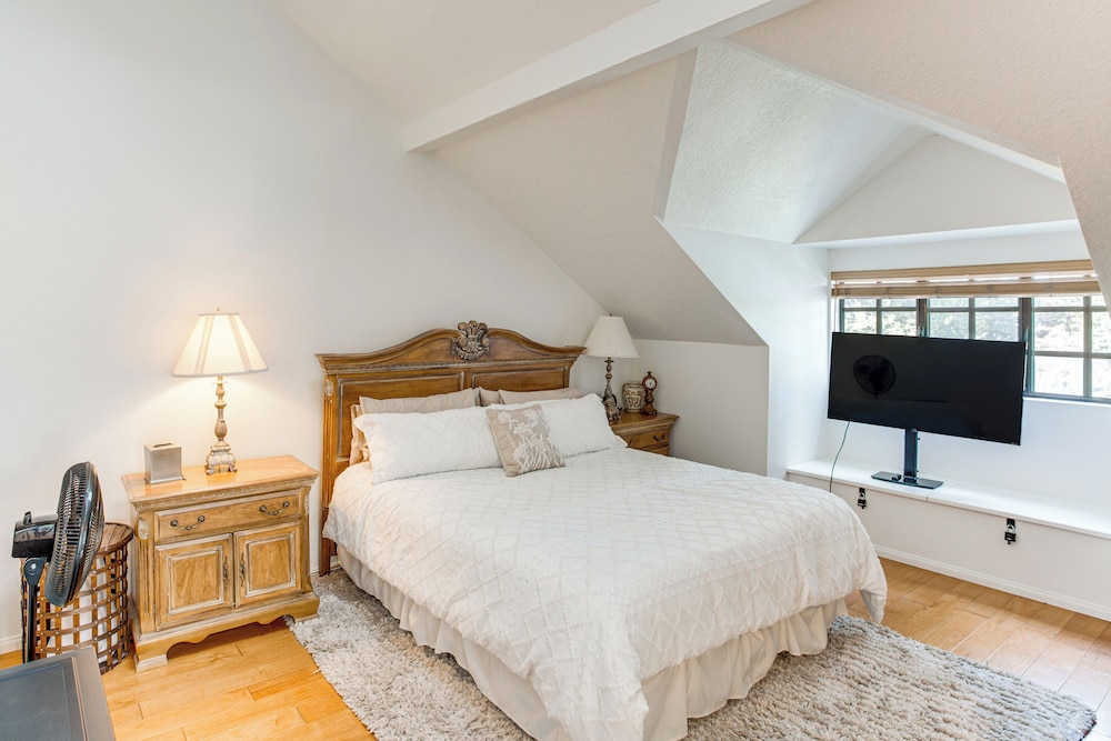 Water Views + Fireplace: Lake Arrowhead Condo