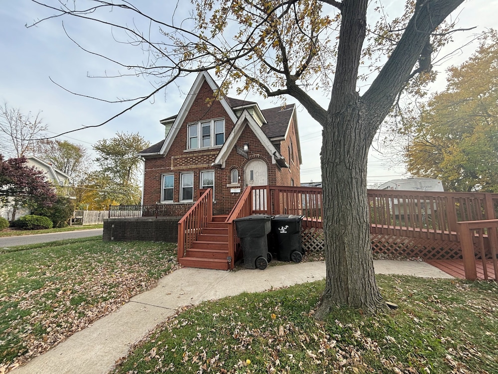 Evanston BnB