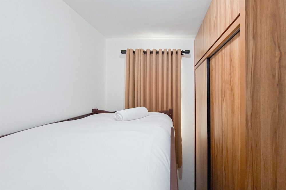 Warm And Cozy 2Br At Urbantown Serpong Apartment