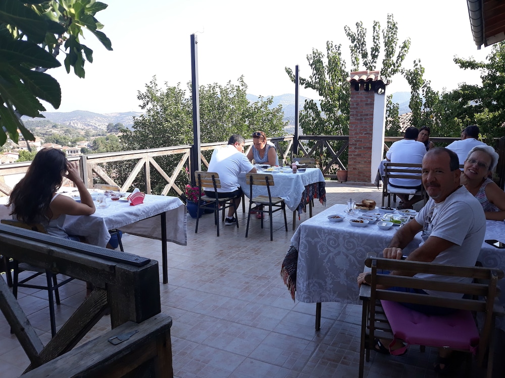 Sirince Dogadaki Evler