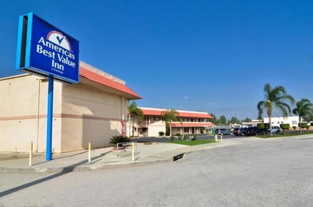 Americas Best Value Inn Calimesa view 3