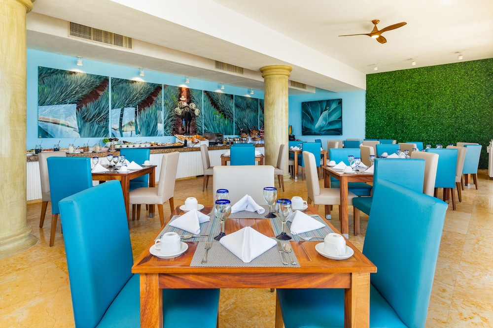 Villa Del Palmar Flamingos Beach Resort and Spa