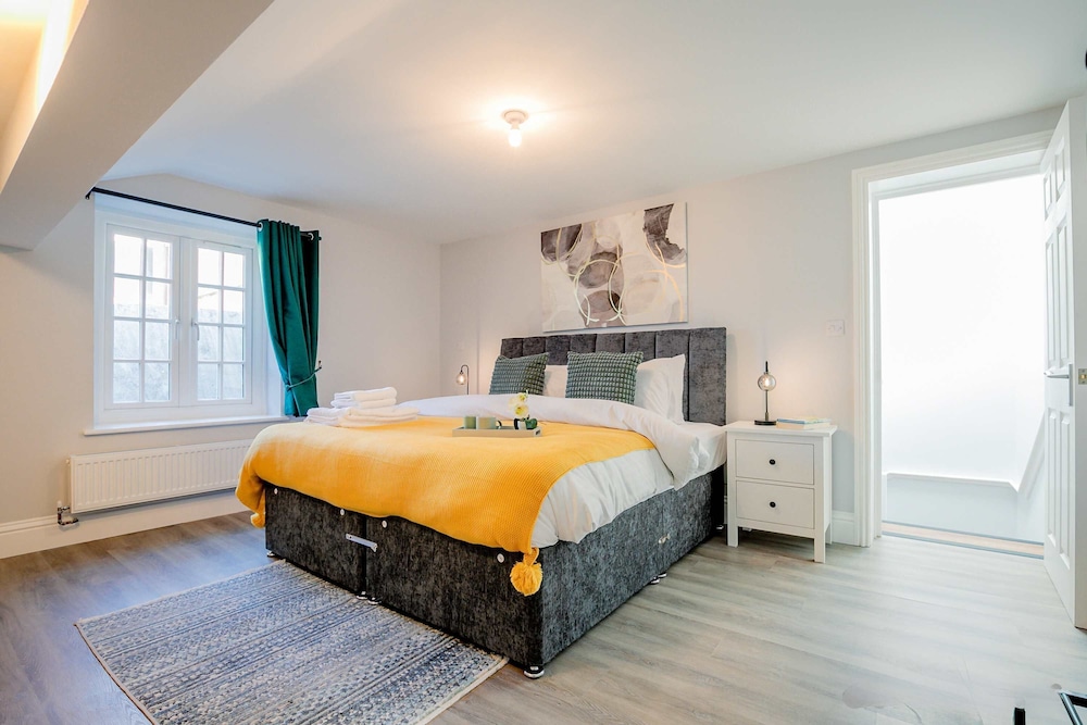 Host Stay Bridge Street Penthouse Apartment