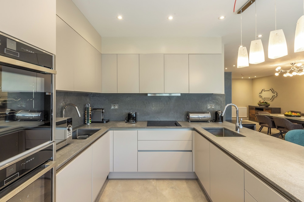 Remarkable 2-bed Apartment in London