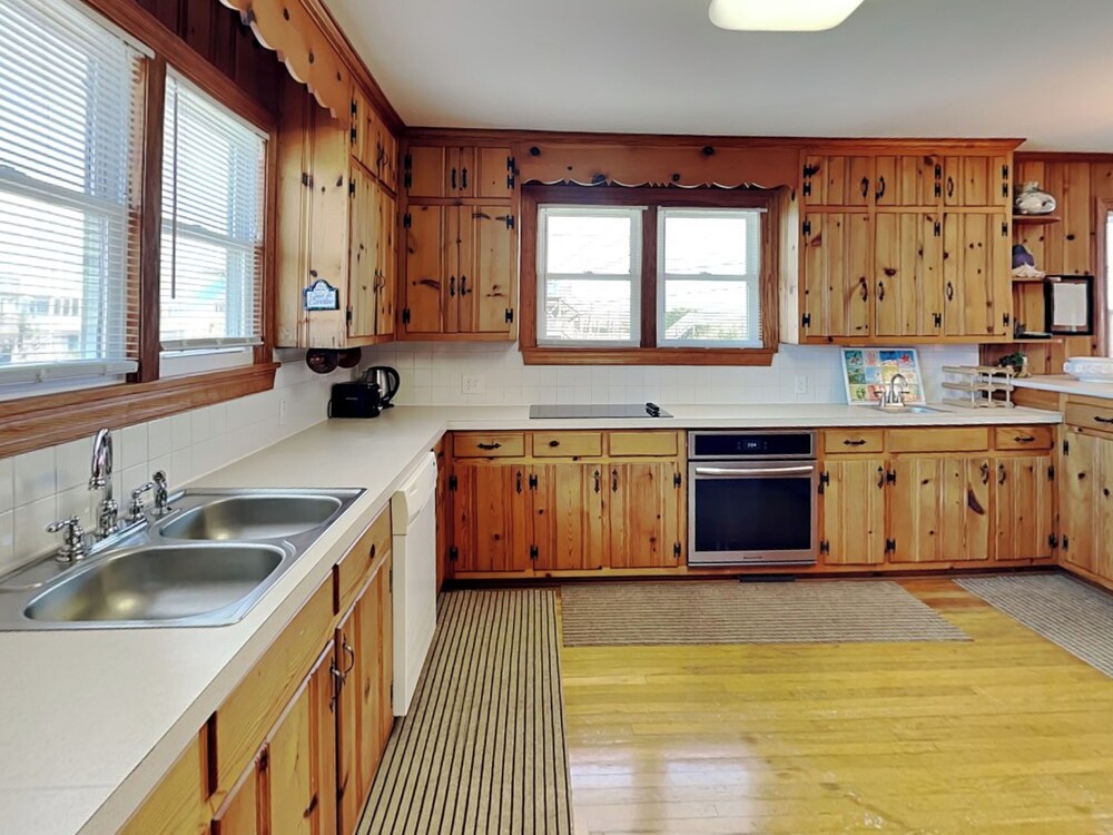 The Caroline by Topsail Realty