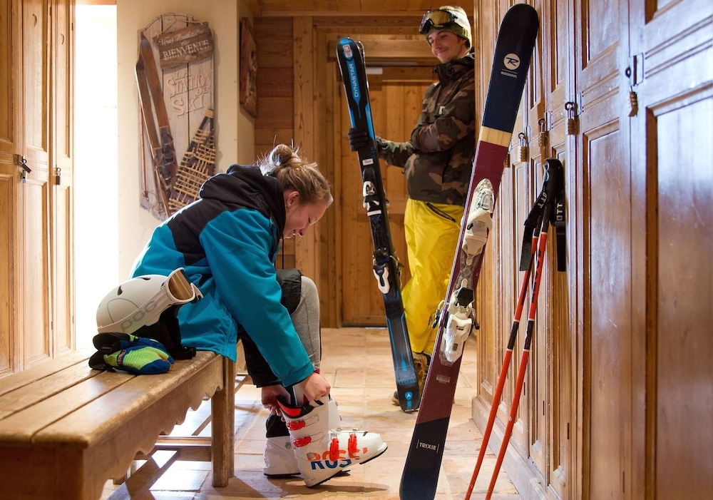 Huez Vacations - Hotel Au Chamois d'Or by Les Etincelles - Property Image 7