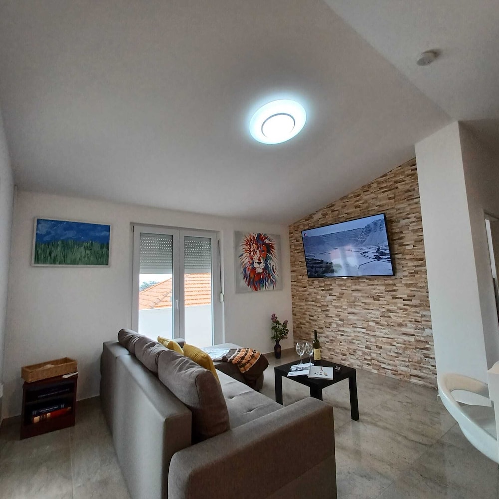 Beachfront Apartment With Balcony and Sea View