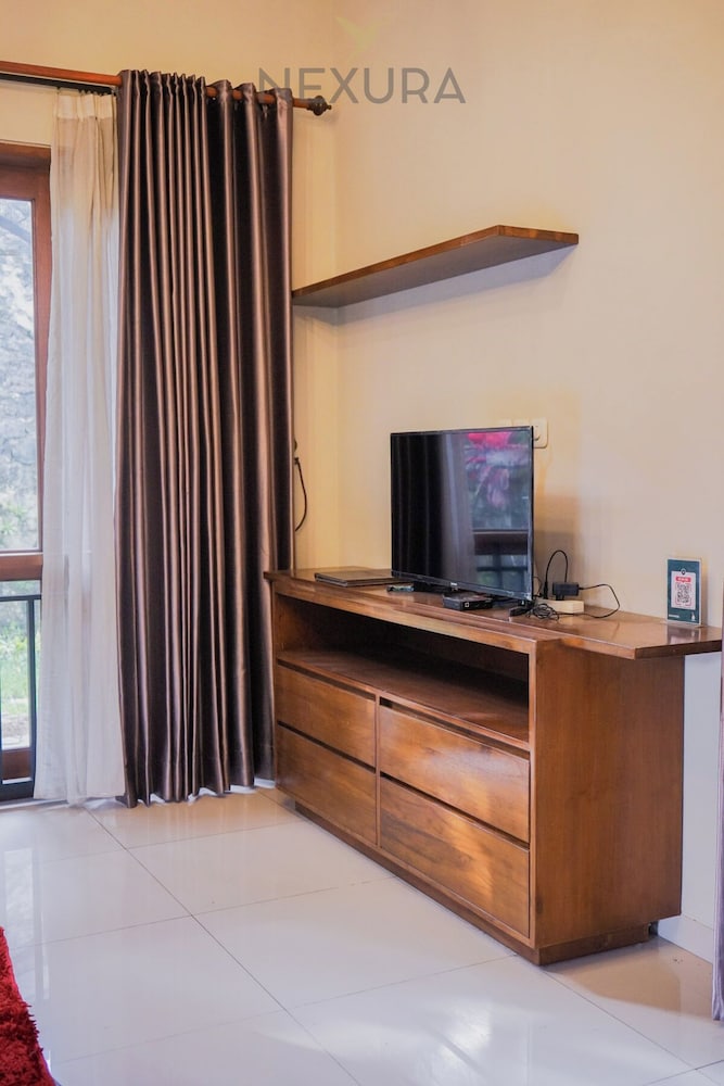 Jambu Klutuk Resort