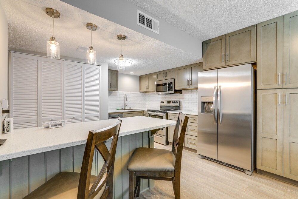 2-story Decatur Condo, Close to Downtown Atlanta!, photo 13