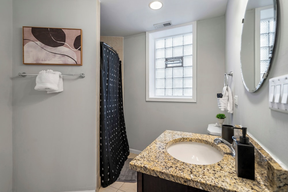 Cozy 1BR - Sunnyside 2N