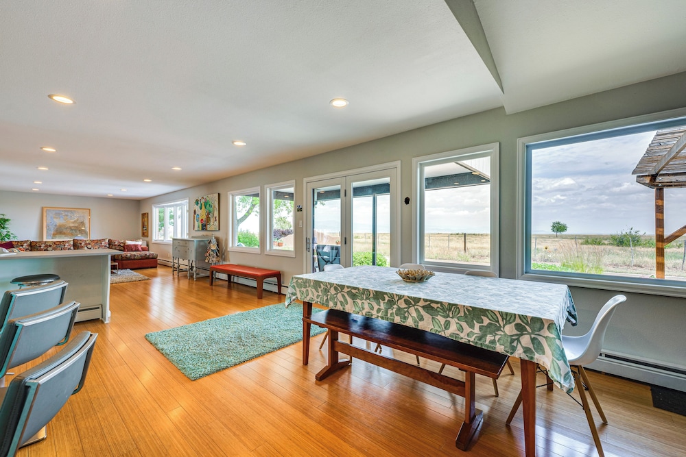 Mtn-view Home w/ Pickleball Court in Louisville!