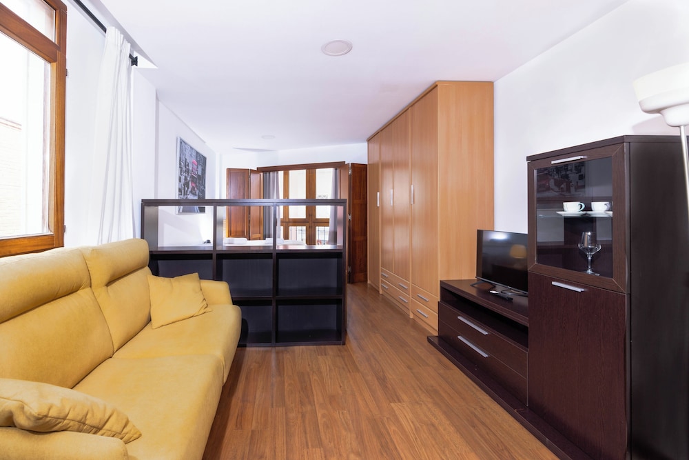 Apartamentos Turísticos Distrito Romano