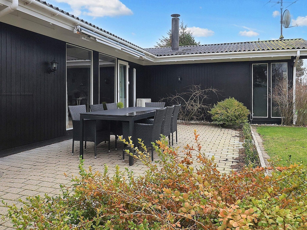 4 Star Holiday Home in Vaeggerlose
