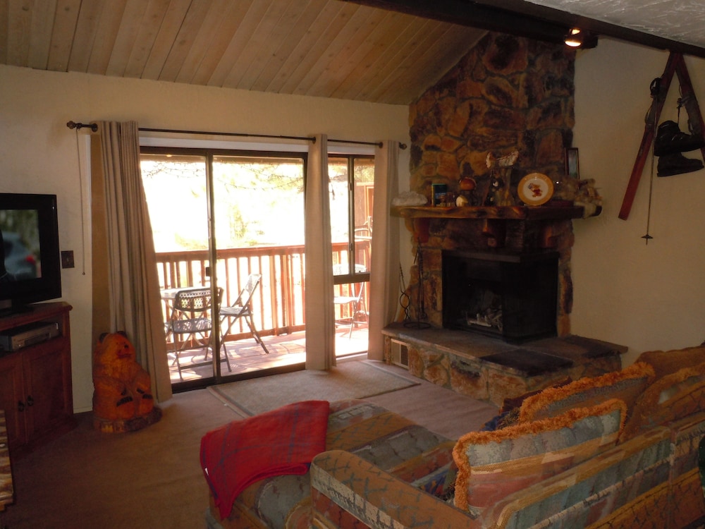 Snow Summit Townhouse Rentals & Sales