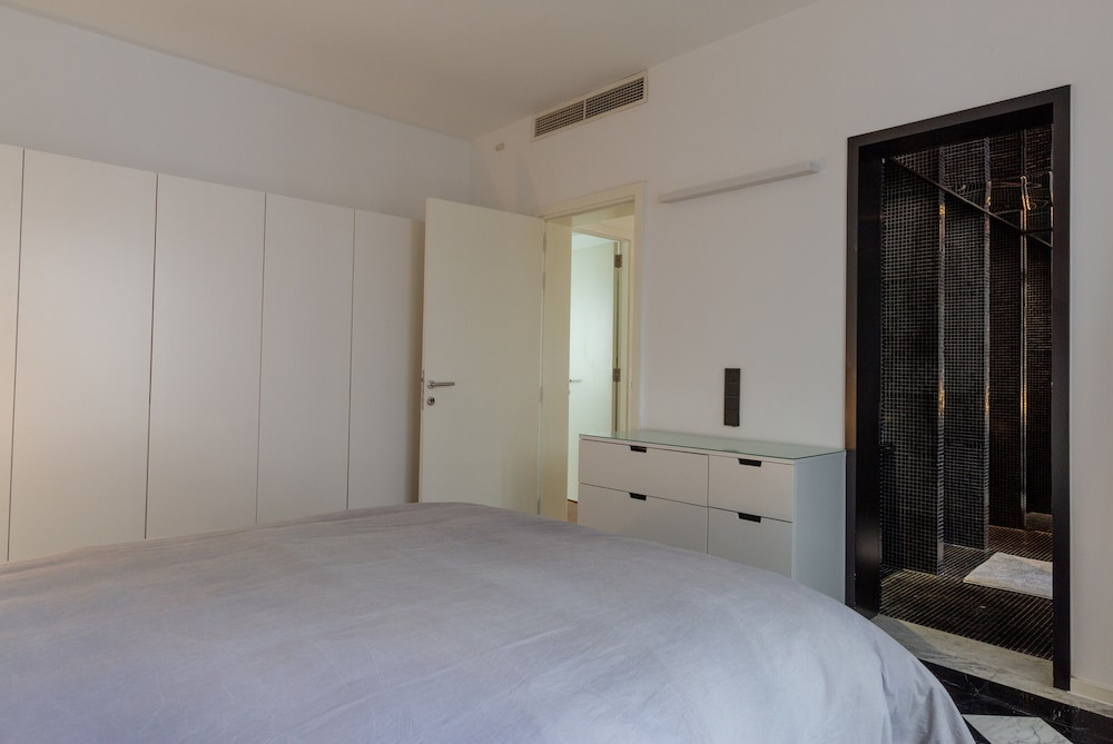 Modern-luxury in Tigne Point w Pool, Best Location view 3