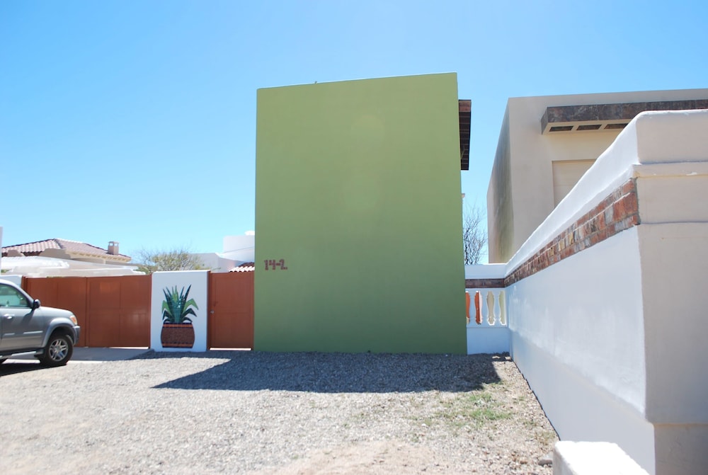 Casa de los Perros by Kivoya