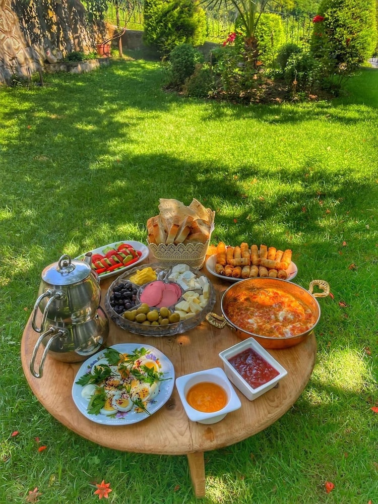 Garden House Villa