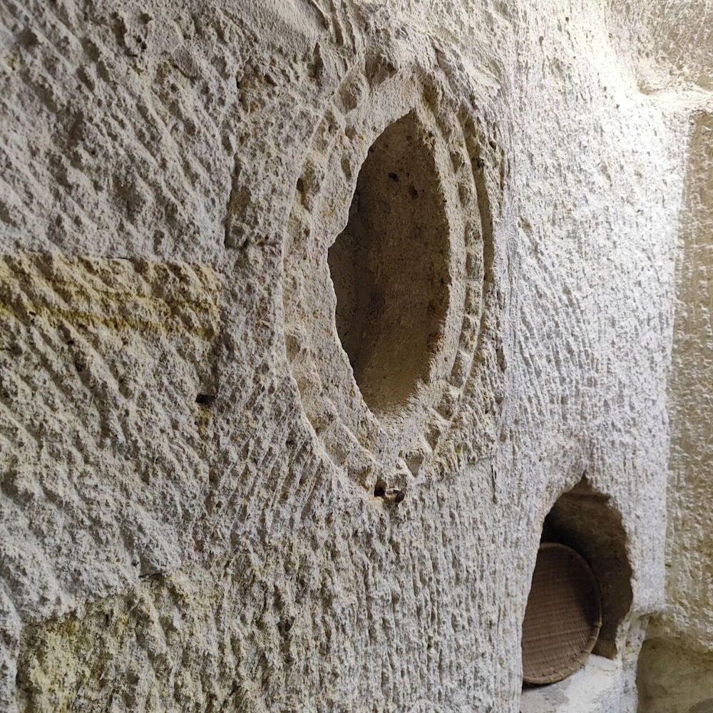 Deep Cave House