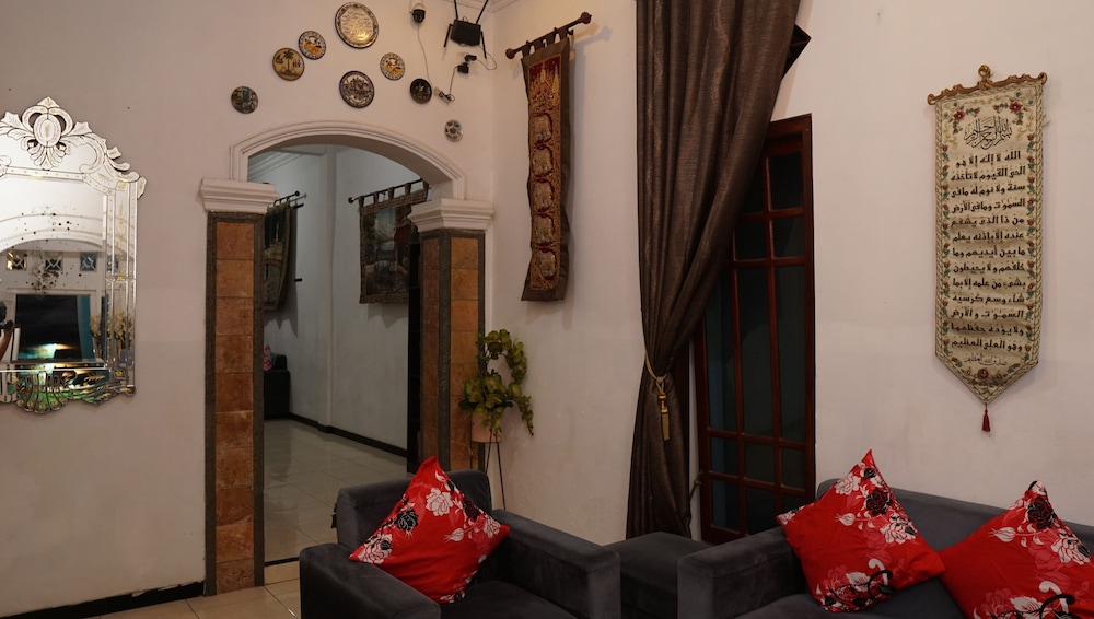 Jazz Room Kampung Inggris Syariah, Pare - 18