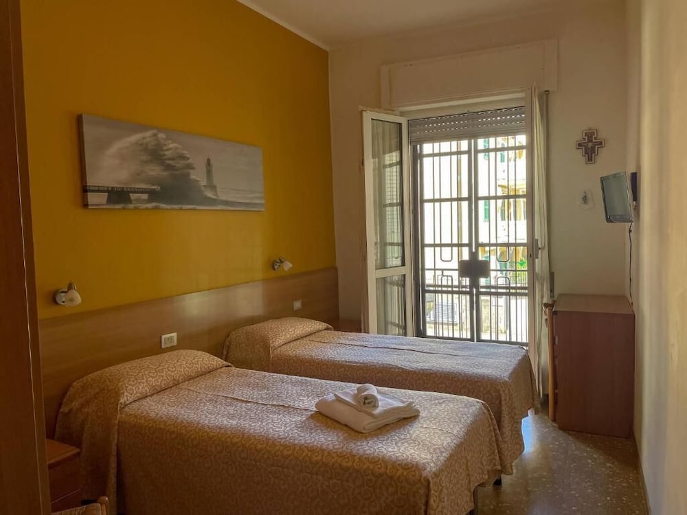 Albergo Regina Mundi