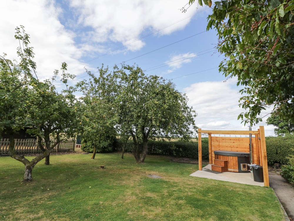 Far Coley Farm and Kilnhurst Log Cabin