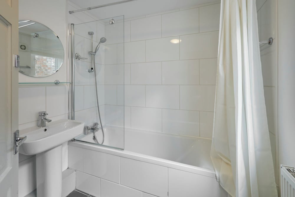 Host Stay St Denys View