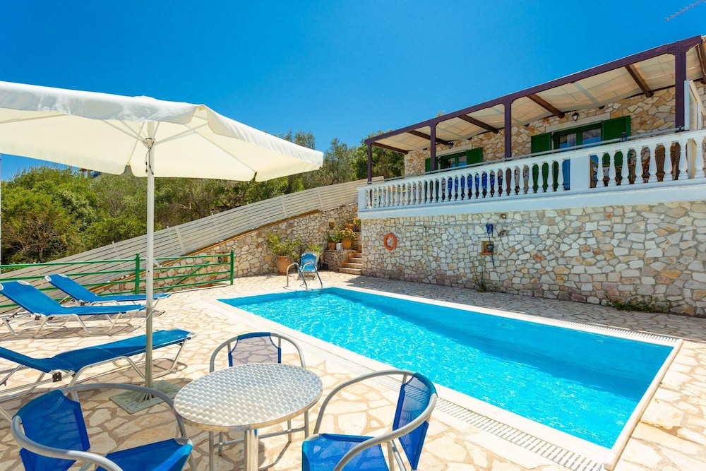 Villa Martha Large Private Pool Walk to Beach Sea Views A C Wifi Car Not Required - 2247 photo 2