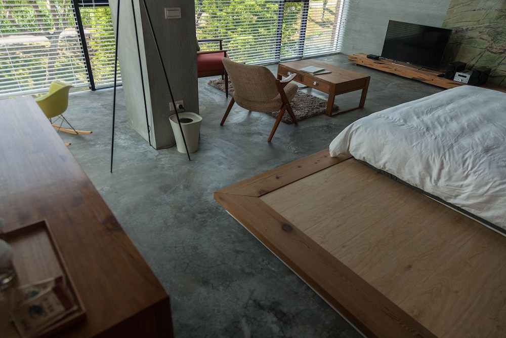 Juststay