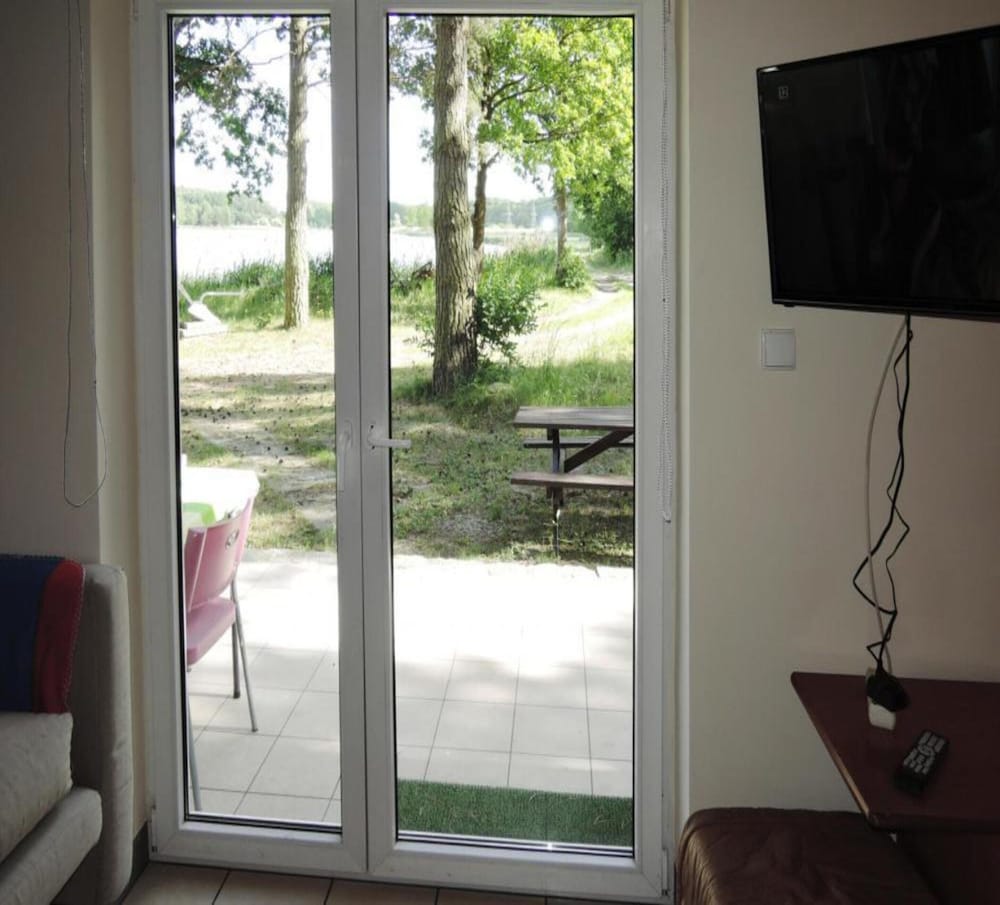 Cottage in Szczecin by Puszcza Bukowa Park