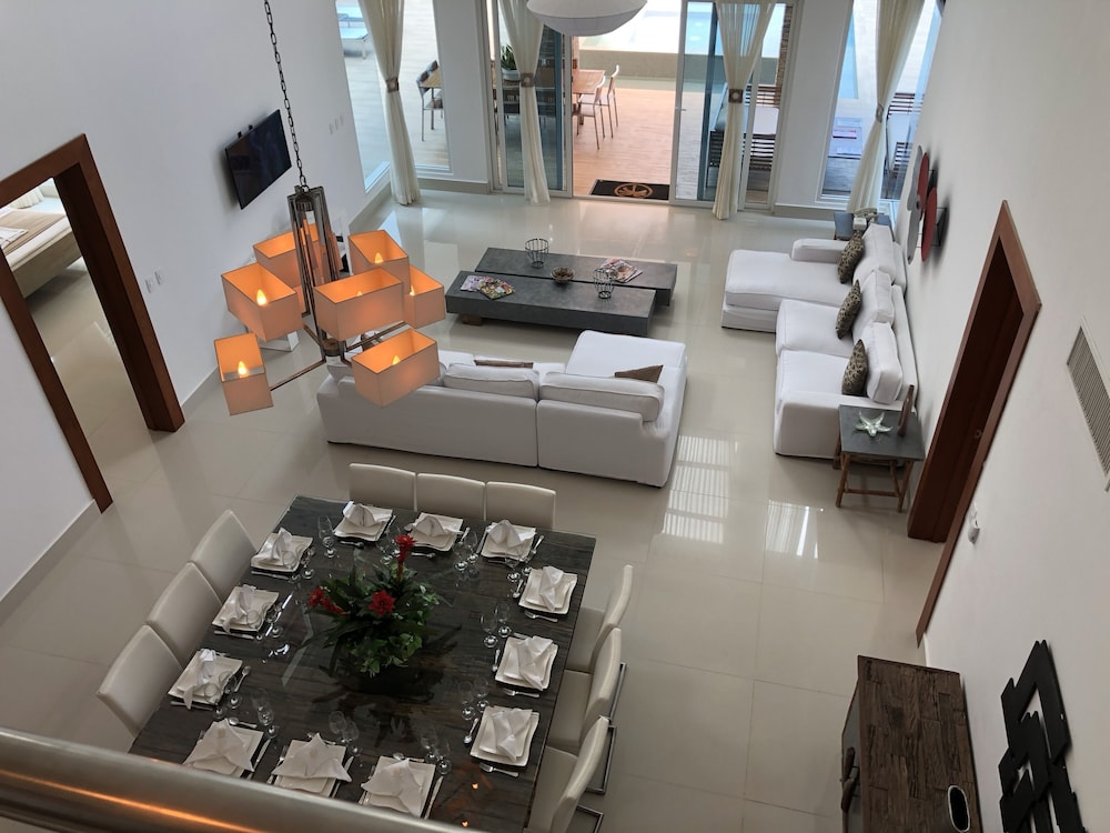 Newly LUXURY designed villa