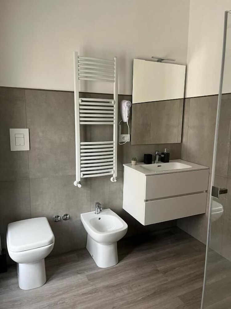 Tiburtina Urban Rooms
