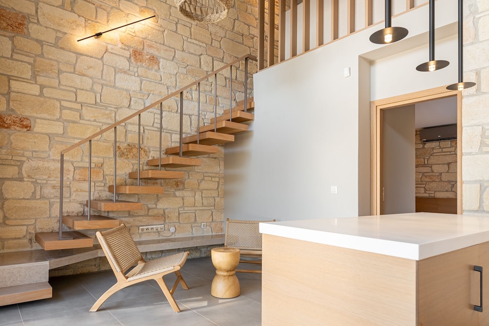 Terra Petra Luxury Villas - Gaia Villa