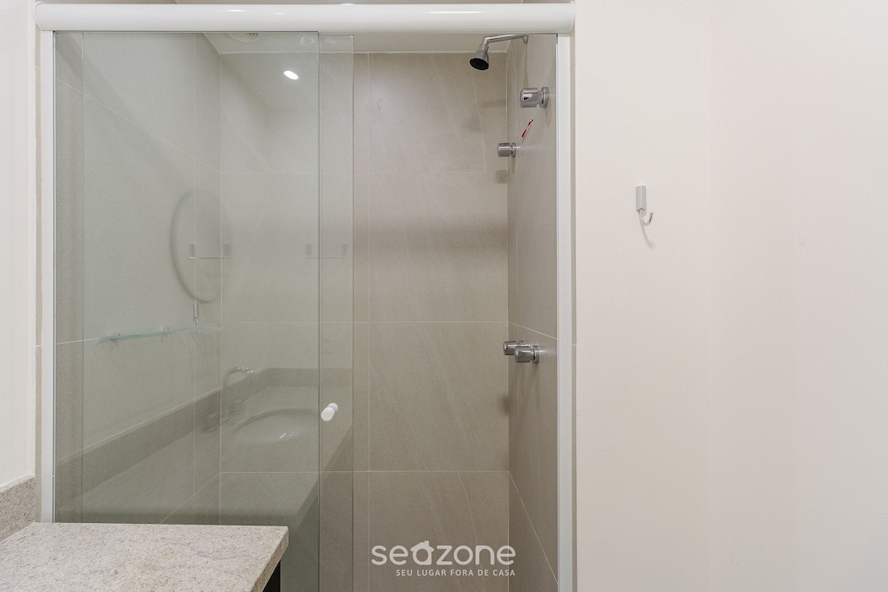 Studio in Building With Swimming Pool in Porto Alegre - JRE