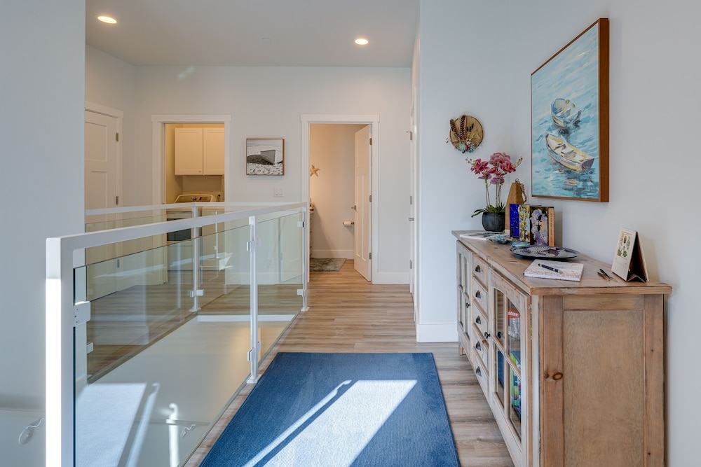 Half Moon Bay Vacations - Half Moon Bay Vacation Rental: 1 Mile to Beach! - Property Image 6