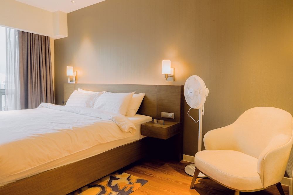Hotel Residences at Acqua
