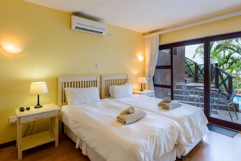 San Lameer Villa Rentals Three Bedroom Luxury 13908