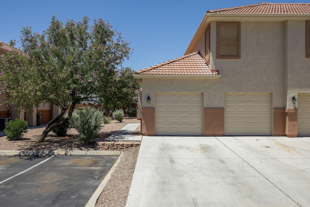 Welcoming Mesquite Condo w/ Pool Access! - Property Image 8
