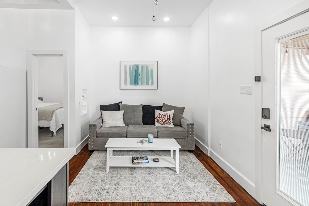 Mini G 2 Bedroom Home