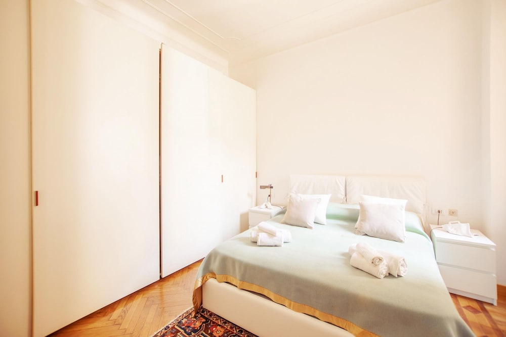 Green Apartment in the Center by Wonderful Italy view 4