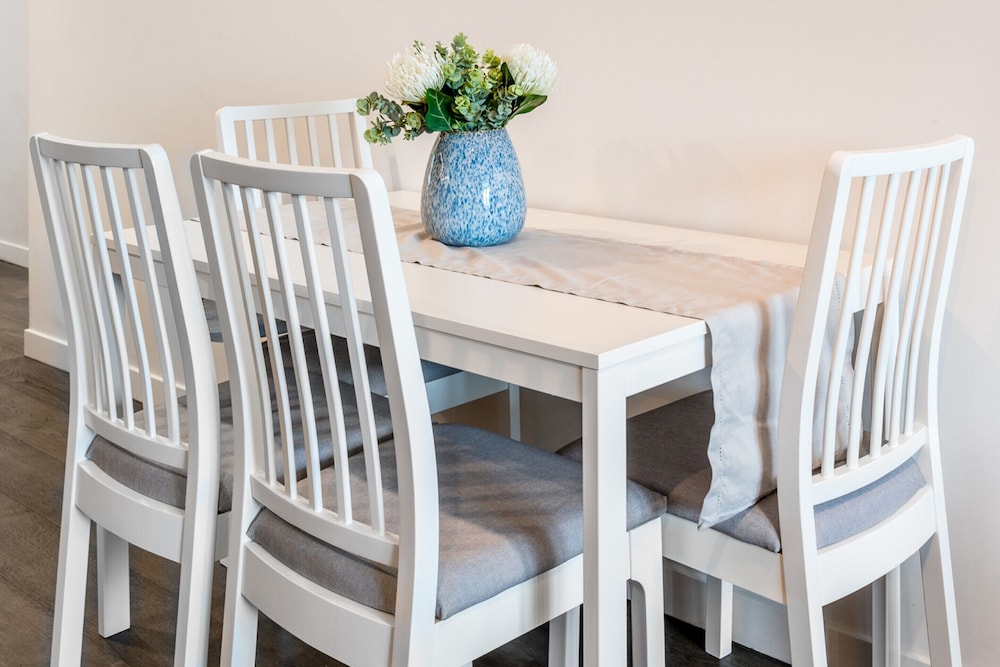 Impeccable 2-bed With Pool & Outdoor Dining