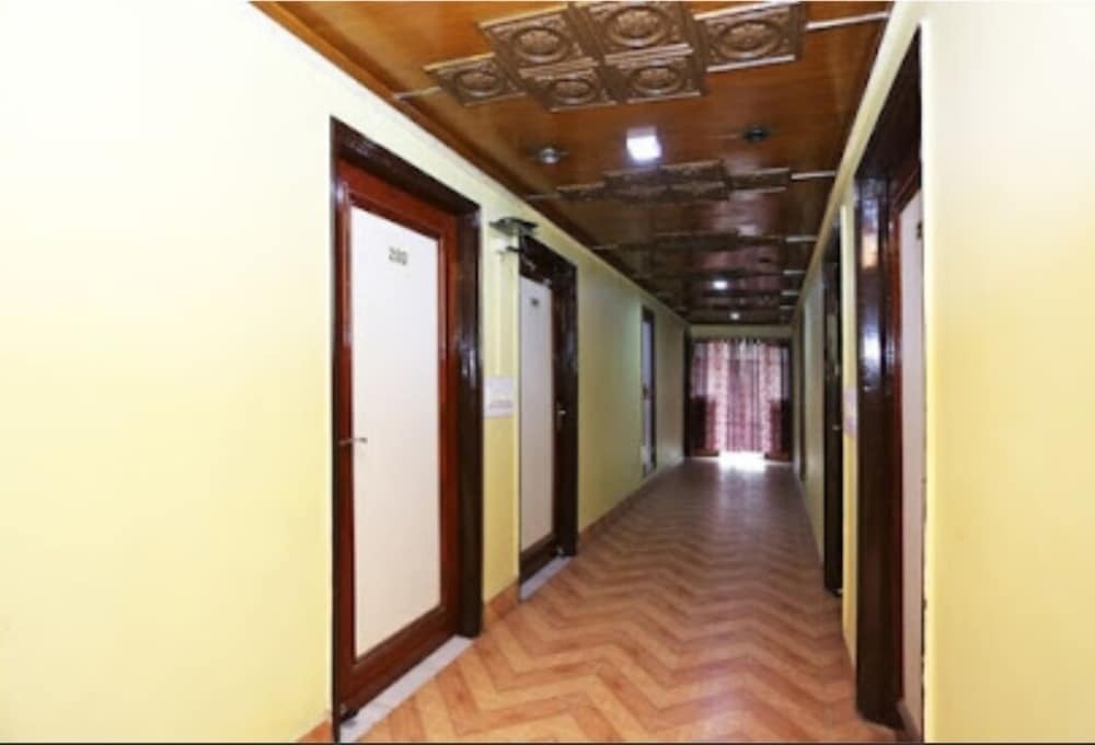 Hotel Sharda