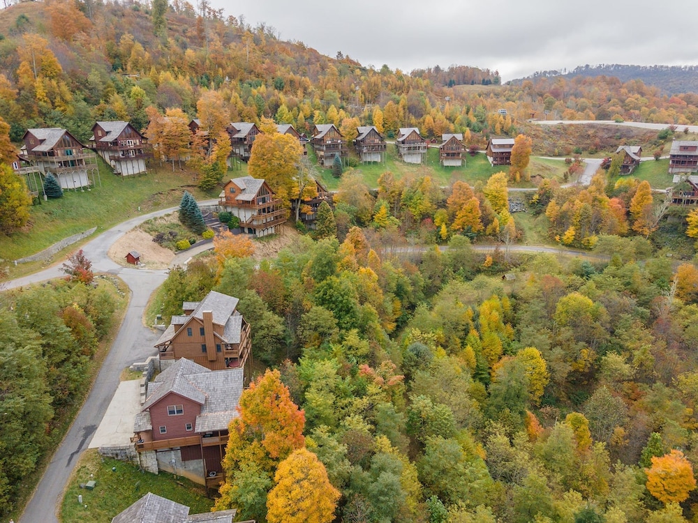 Blue Ridge Mountain Cabin With Stunning Views