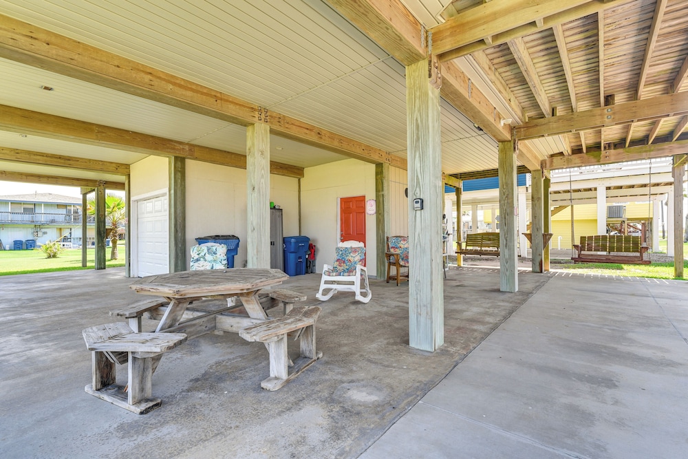 Intracoastal Views & Deck: Surfside Beach Home