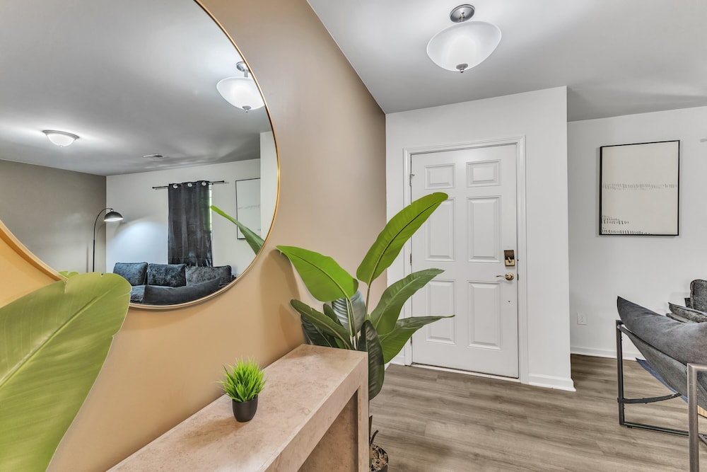 King 3BR Townhouse Mins to Cary NC State