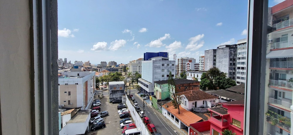 CONAZ0100 - Edifício Larissa