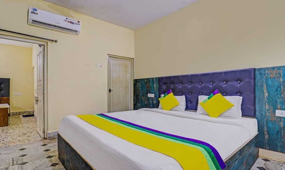Jacks Calangute place