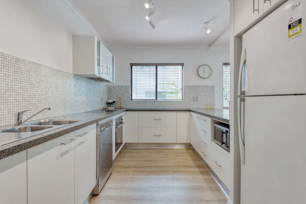 Tropical Reef Apartments Port Douglas