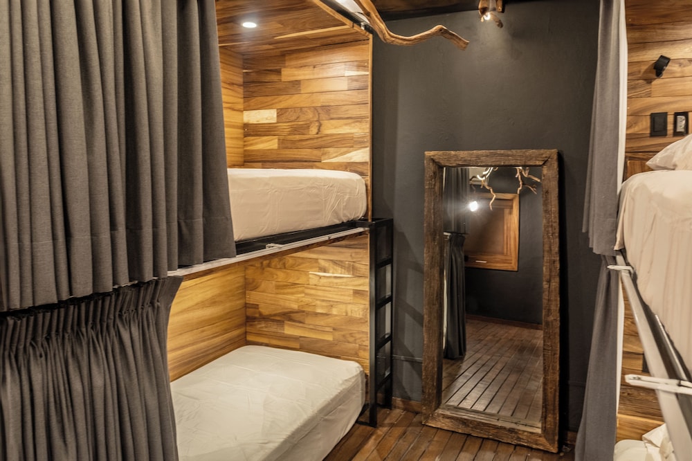 Homestal California Hostal Tlaquepaque