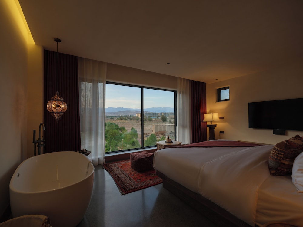 Rizamat Manor Bed&Breakfast