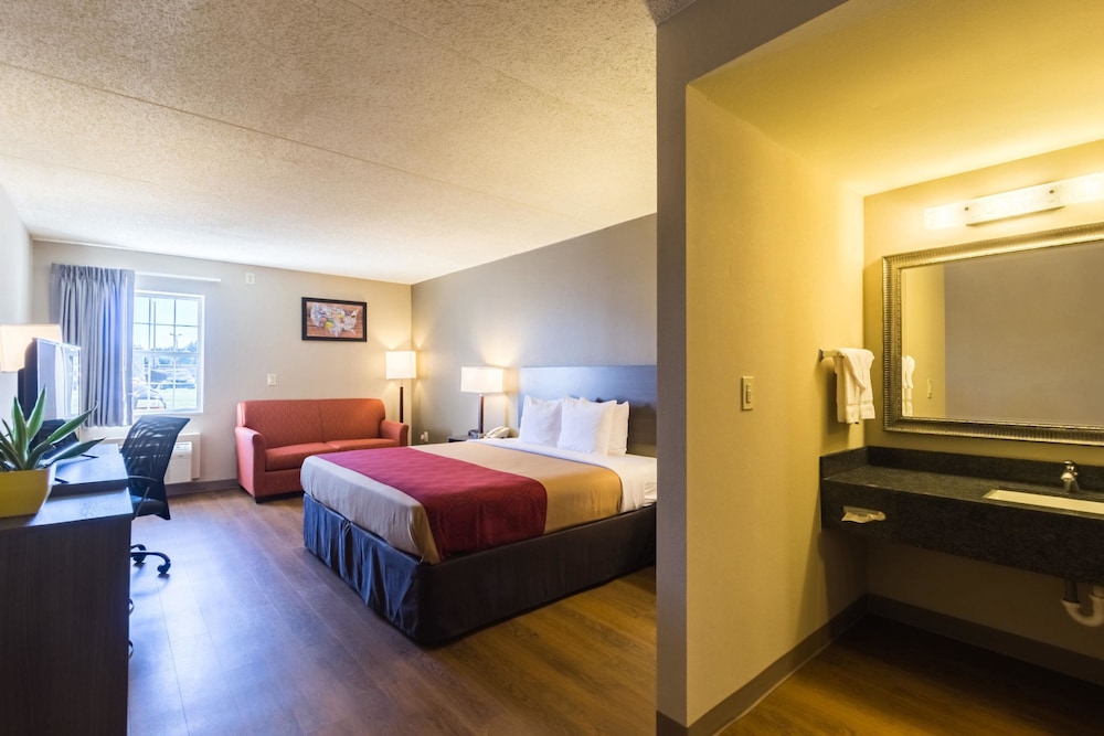 Econo Lodge Harrisburg - Southwest of Hershey Area view 2
